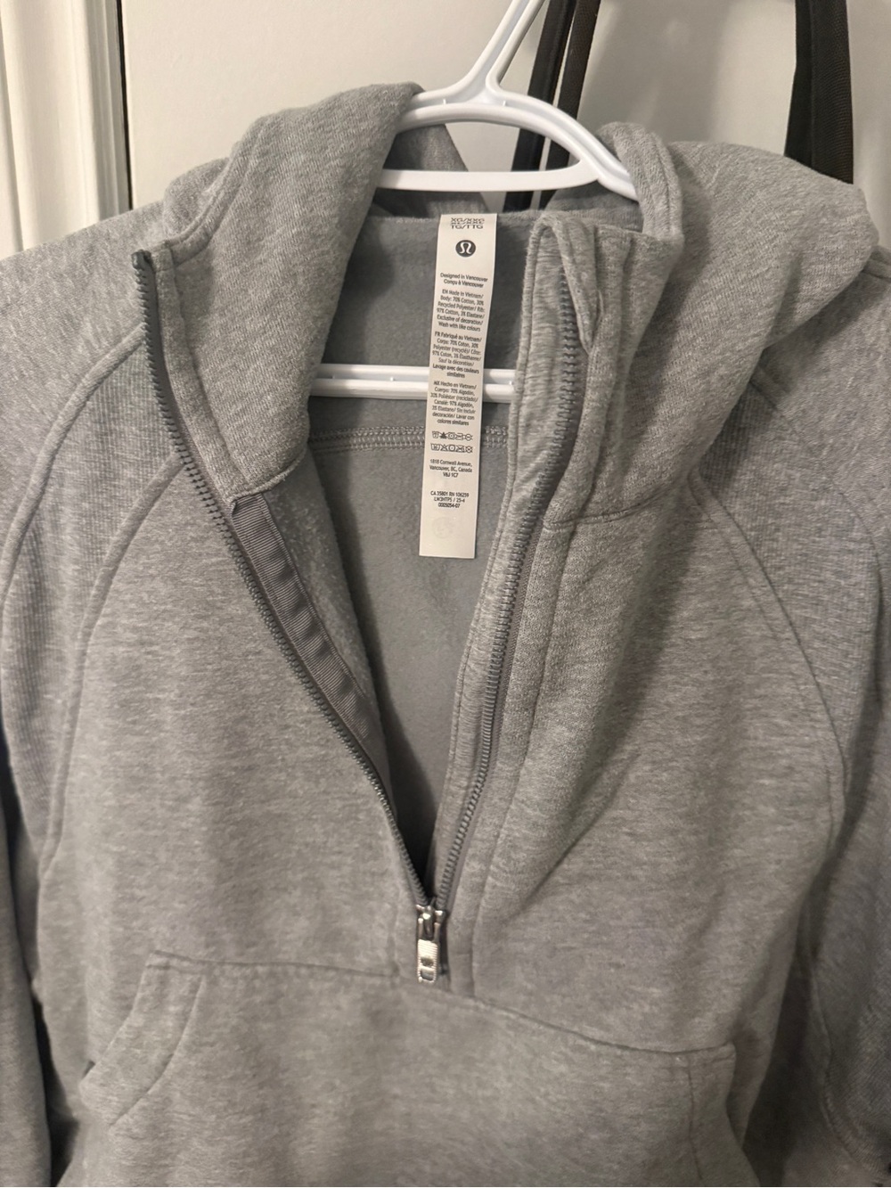 lululemon athletica Women's scuba Half-Zip Sweatshirt